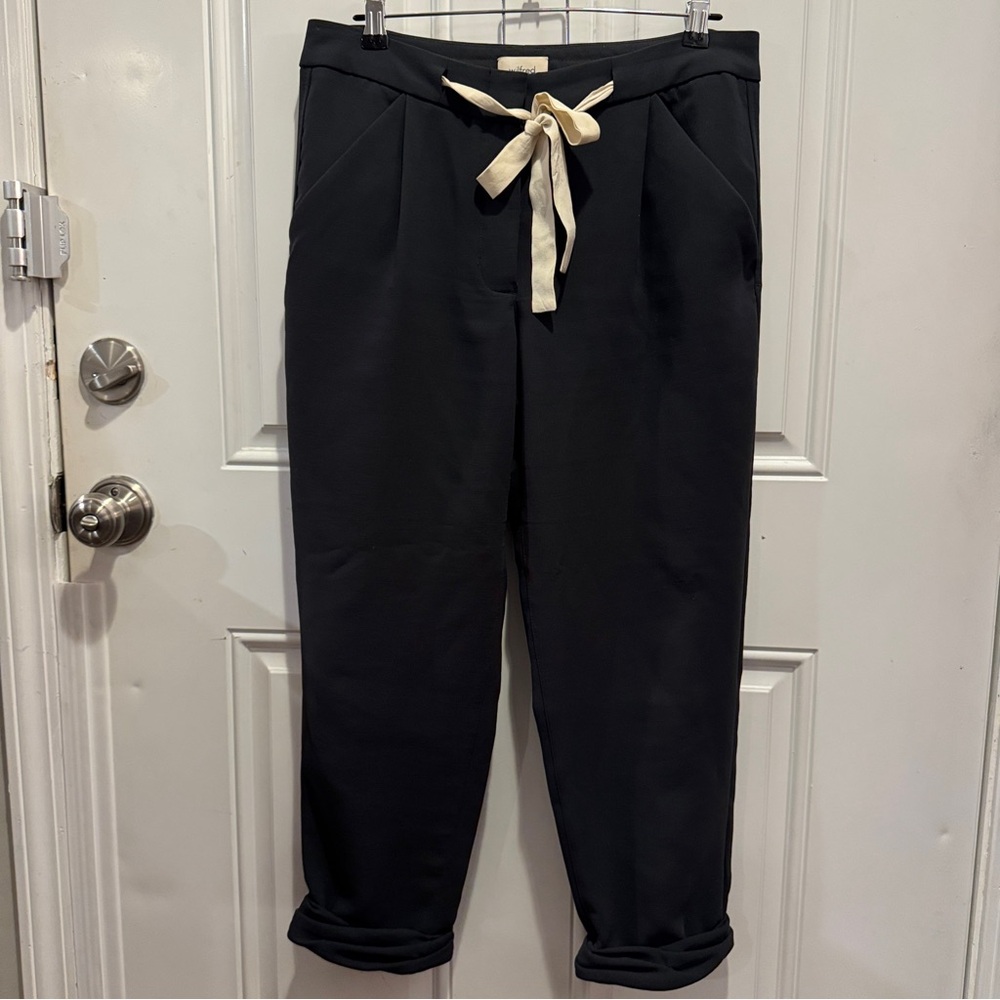 Aritzia x Wilfred Black Cropped Pants Cream Waist Tie Trousers Size 4